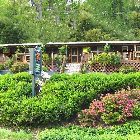 The Chimney Rock Inn & Cottages Extérieur photo