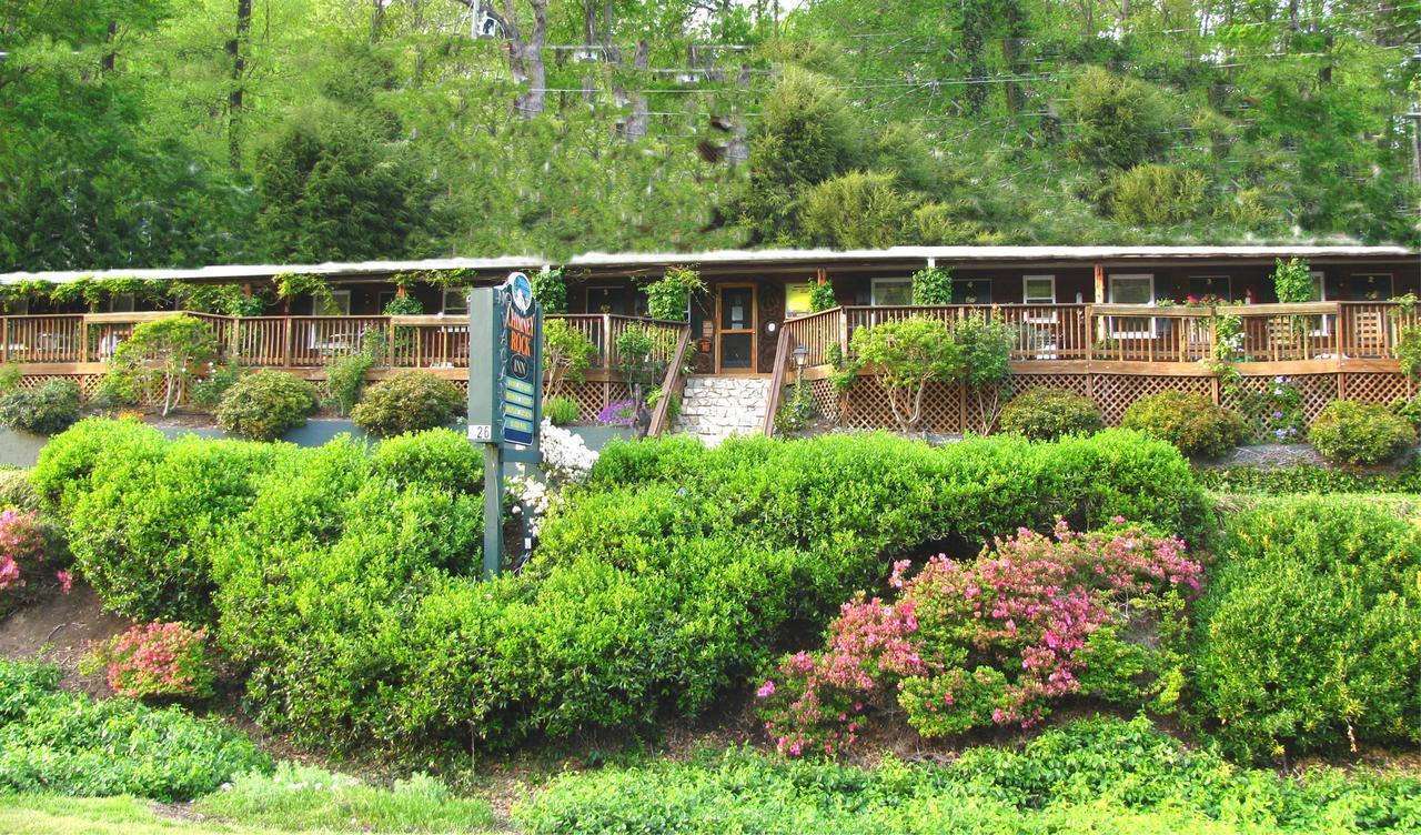 The Chimney Rock Inn & Cottages Extérieur photo