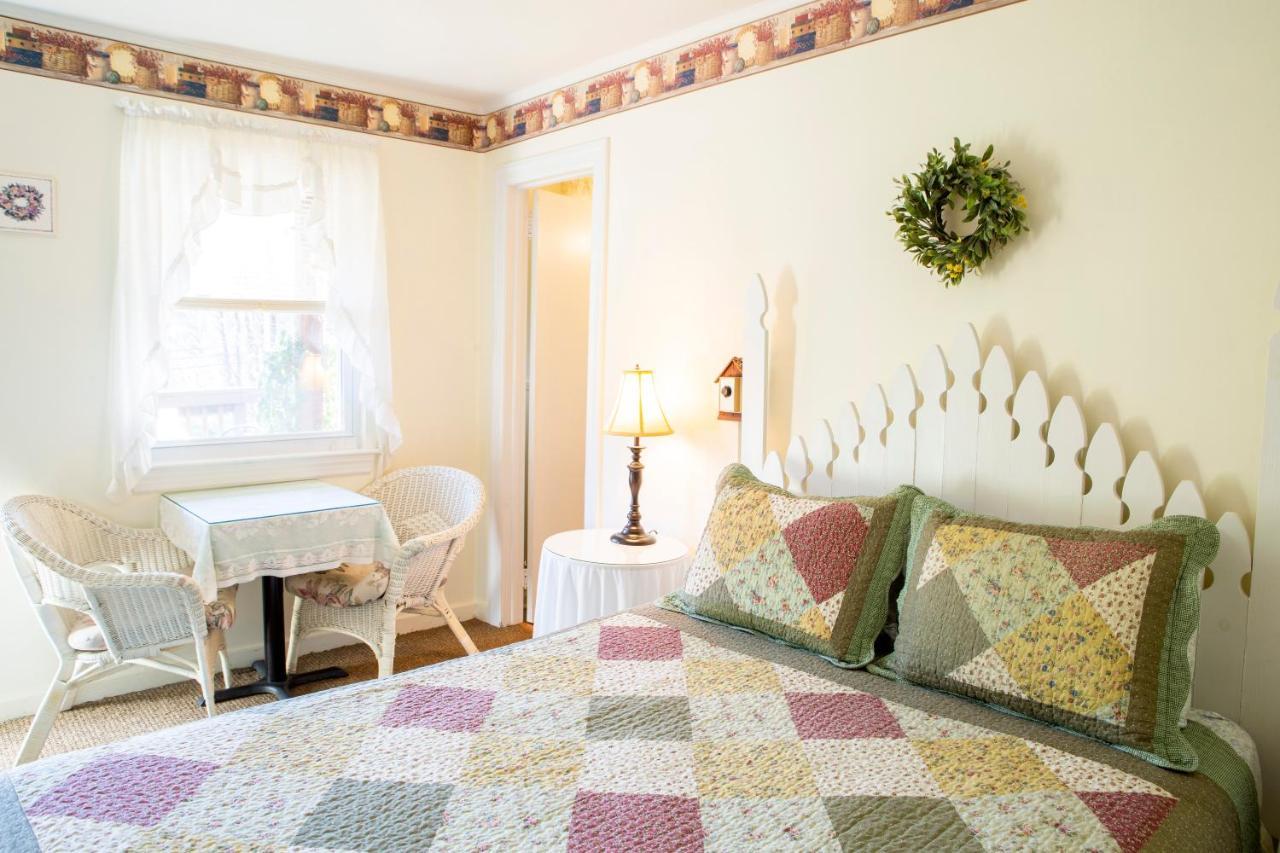 The Chimney Rock Inn & Cottages Extérieur photo