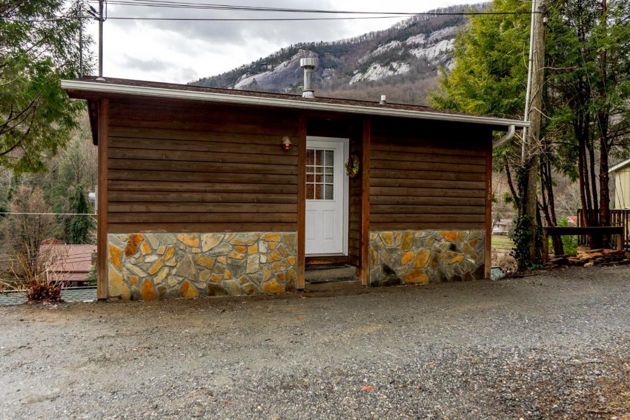 The Chimney Rock Inn & Cottages Extérieur photo