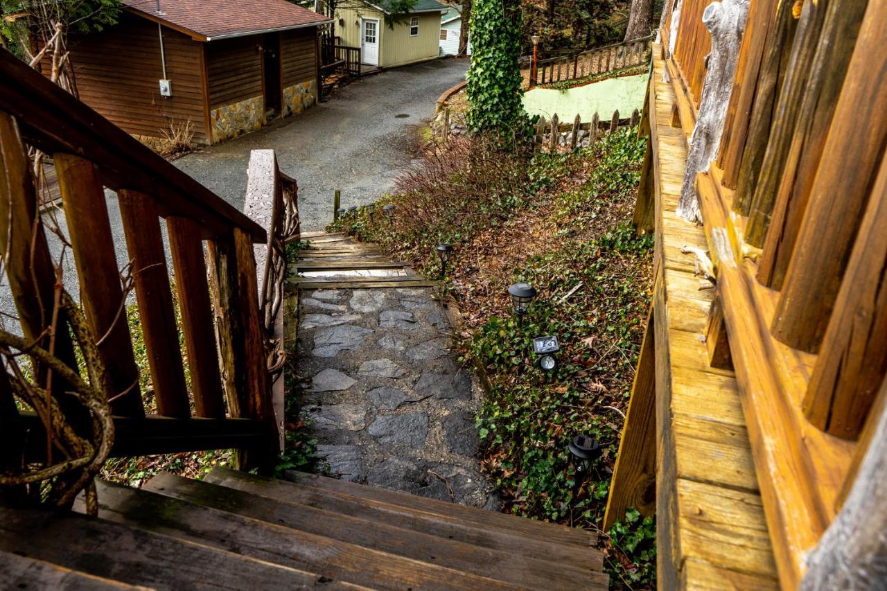 The Chimney Rock Inn & Cottages Extérieur photo