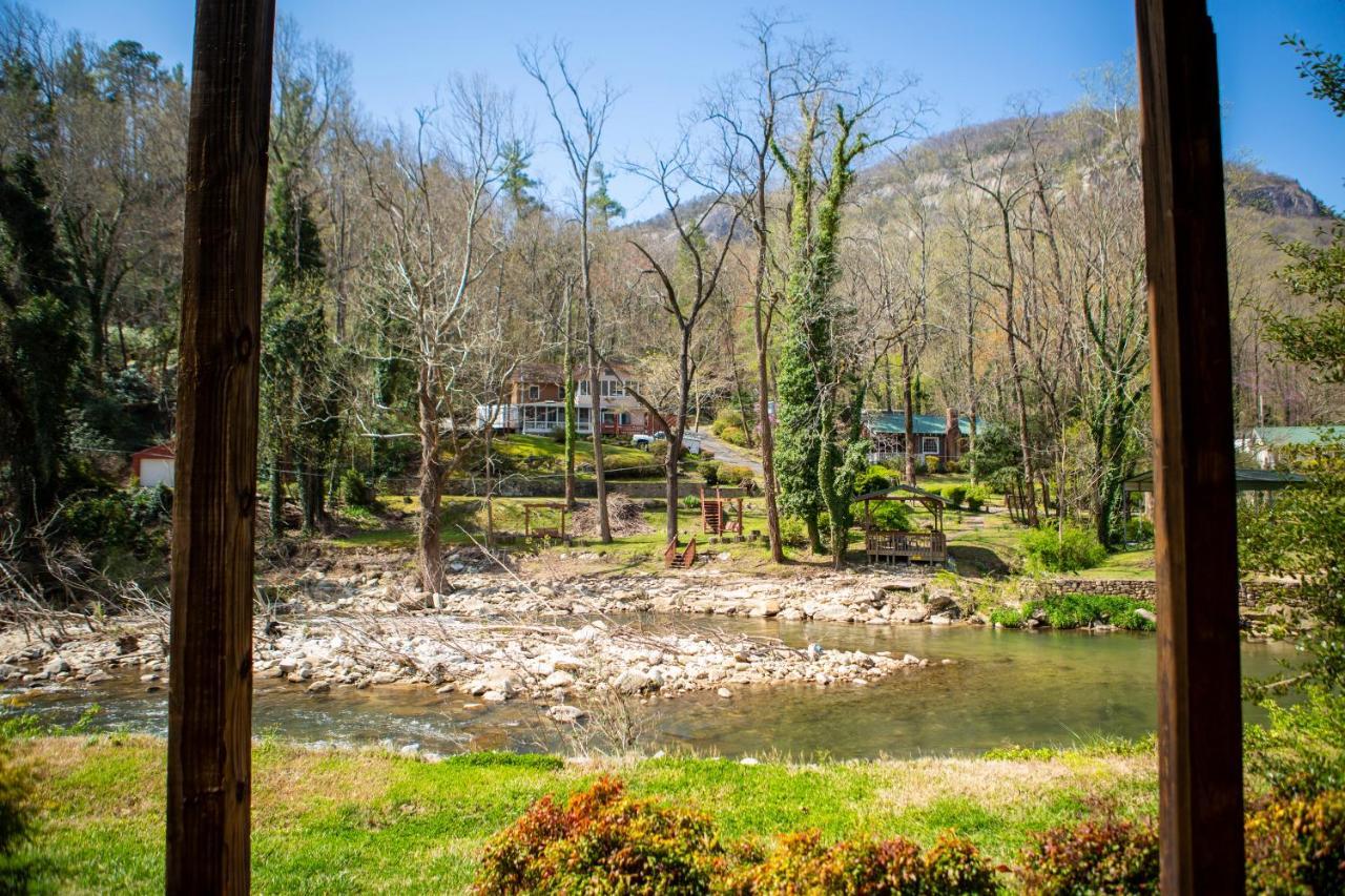 The Chimney Rock Inn & Cottages Extérieur photo