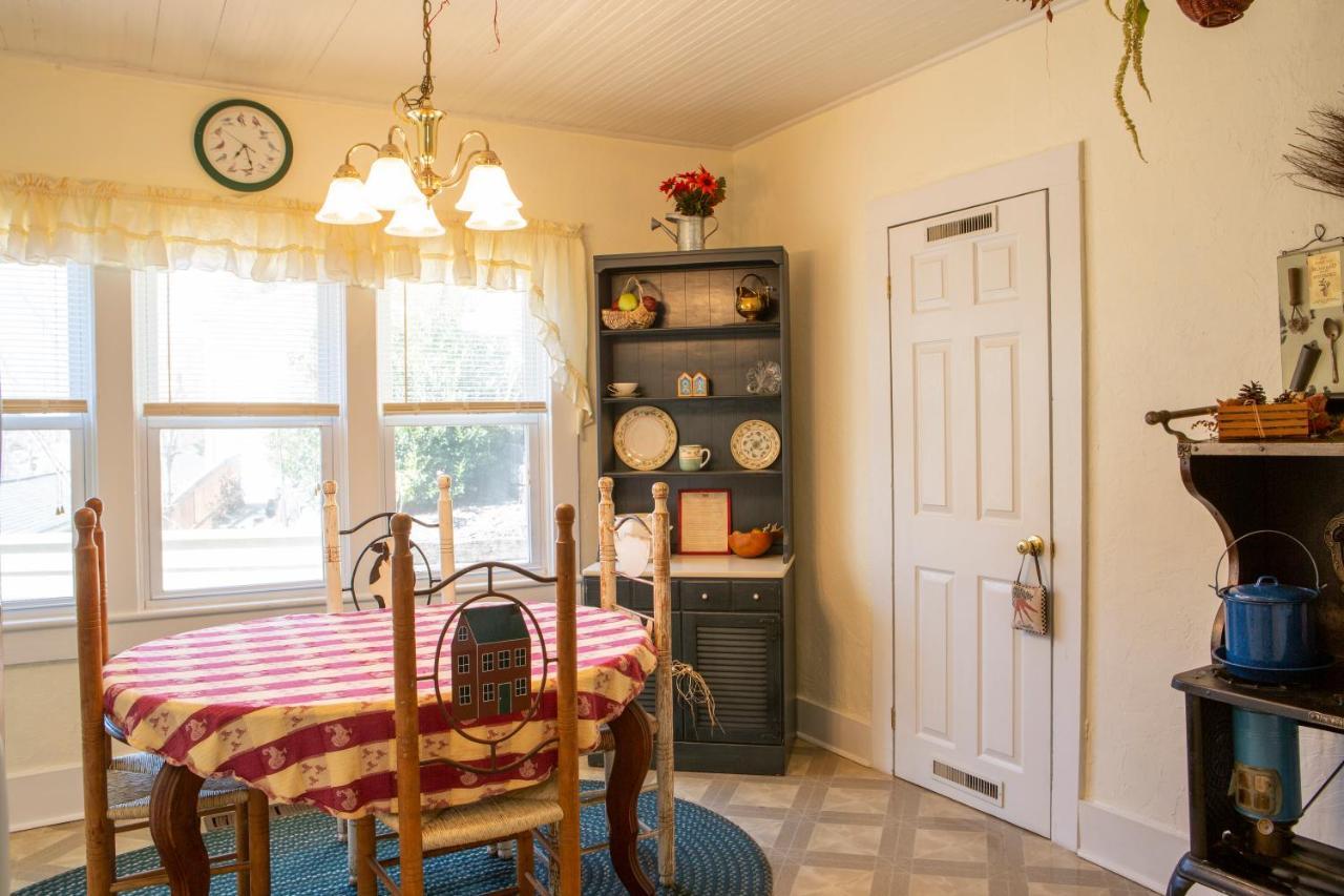 The Chimney Rock Inn & Cottages Extérieur photo